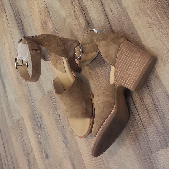 KORK-EASE Gazania in Tenne Suede Brown Suede 3" Sandal - Picture 1 of 13